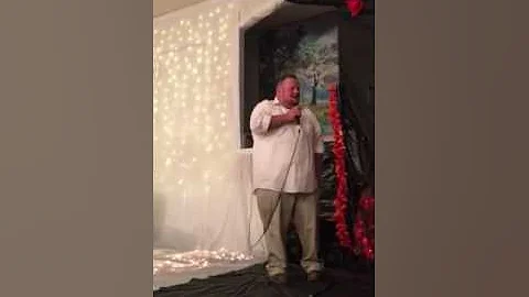 Stephen jewell singing with Travis wayne