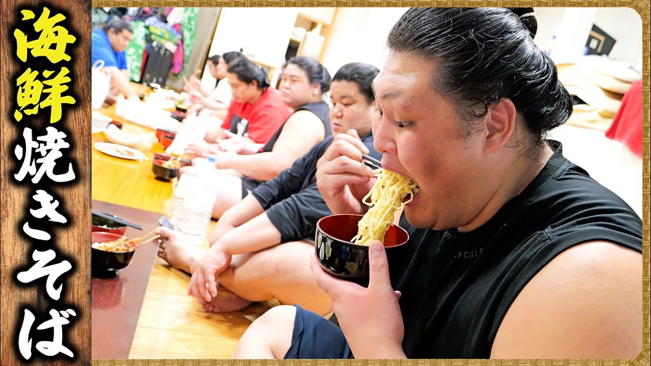 [СУМО]🦐 Скрытая Камера на Кухне 🎥 Рикиси Готовят Огромный Морепродуктовый Пир