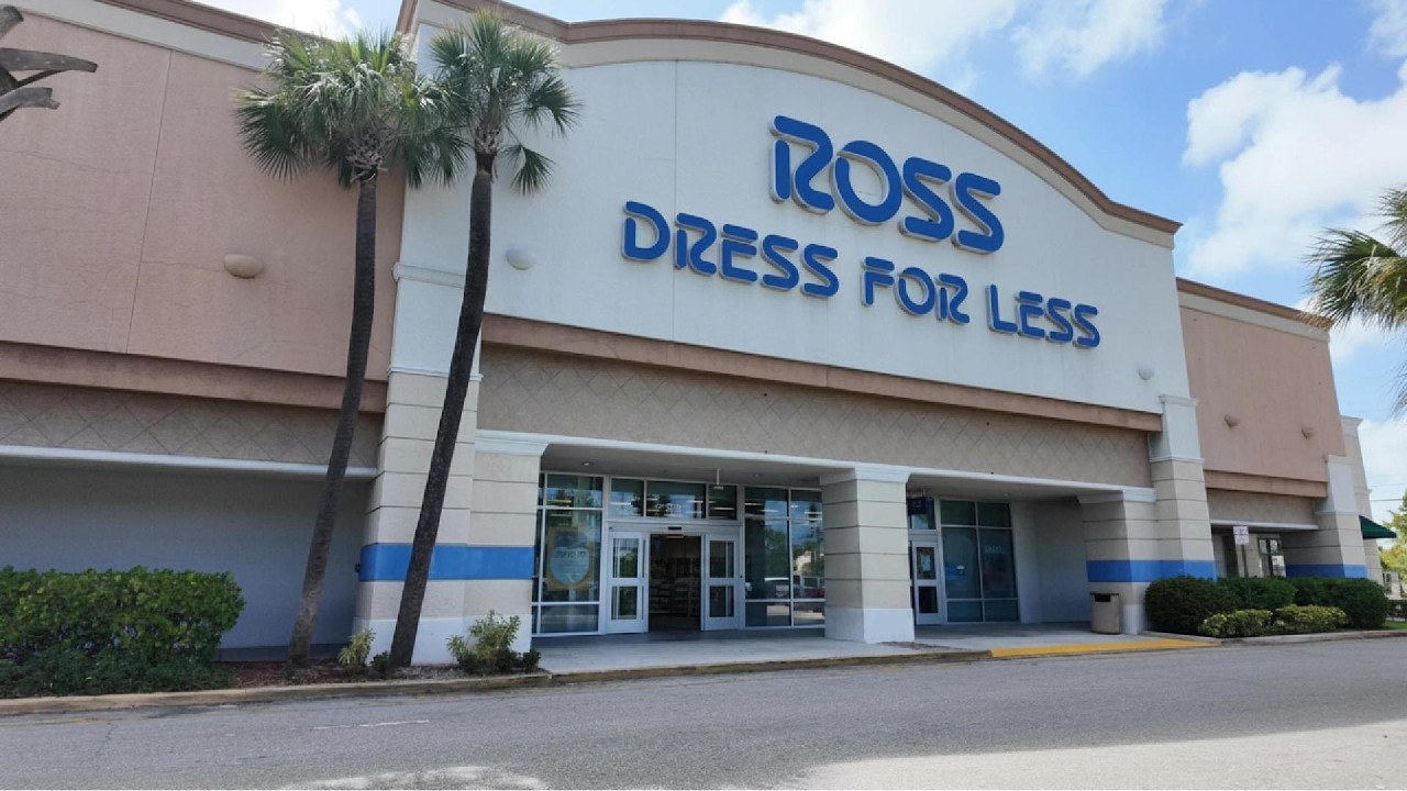 ross blue dress FOR LESS NEW ARRIVALS! 🛍✨️ #new #fashion #dress #summer #trending @gliceny Evening Black Polka Dot Maxi Colour Family: BLUE Size:34 | XXXS