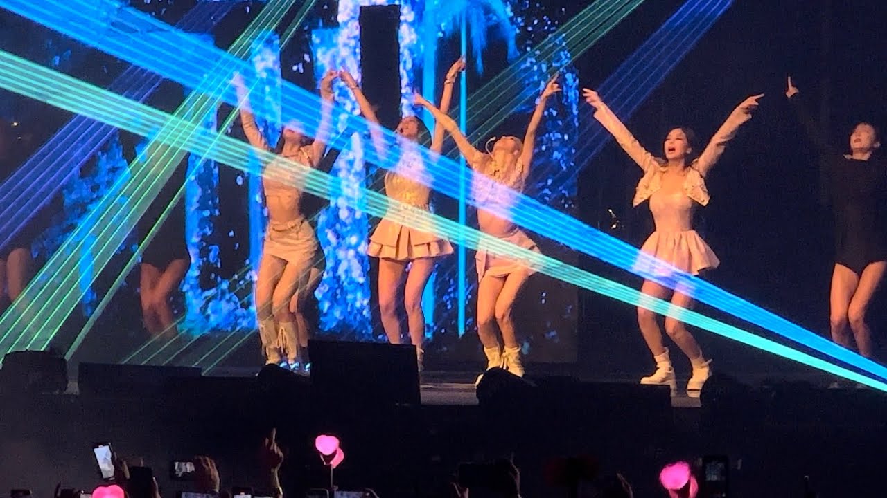 Blackpink intro, entrance, ‘How You Like That’ ‘Pretty Savage’ ‘Whistle’ Atlanta1 블랙핑크 221102 4K