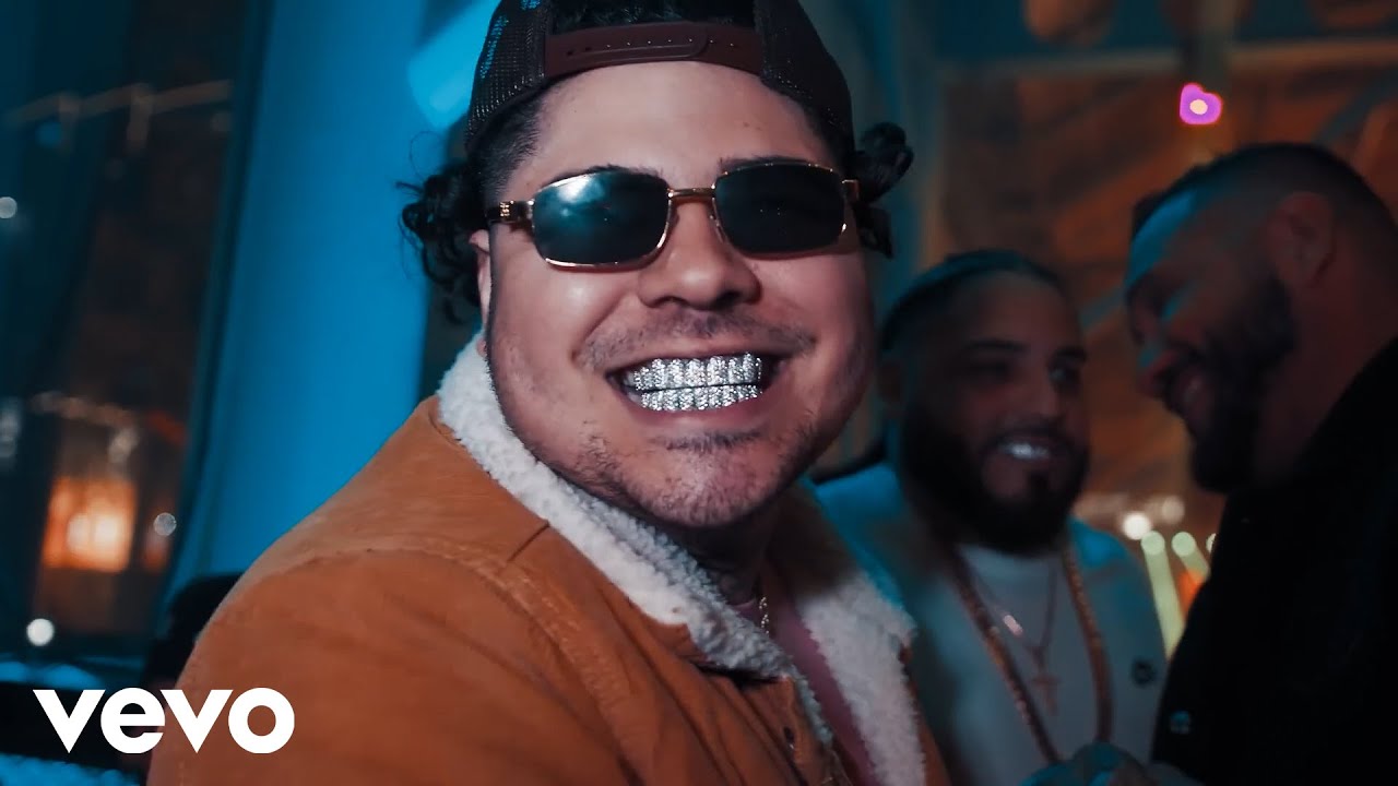 洋楽 BARN YARD PIMPS SEE WUT HAPPENDWZ That Mexican OT ft. BigXthaPlug & 21 Savage - Pour A Pint (Music