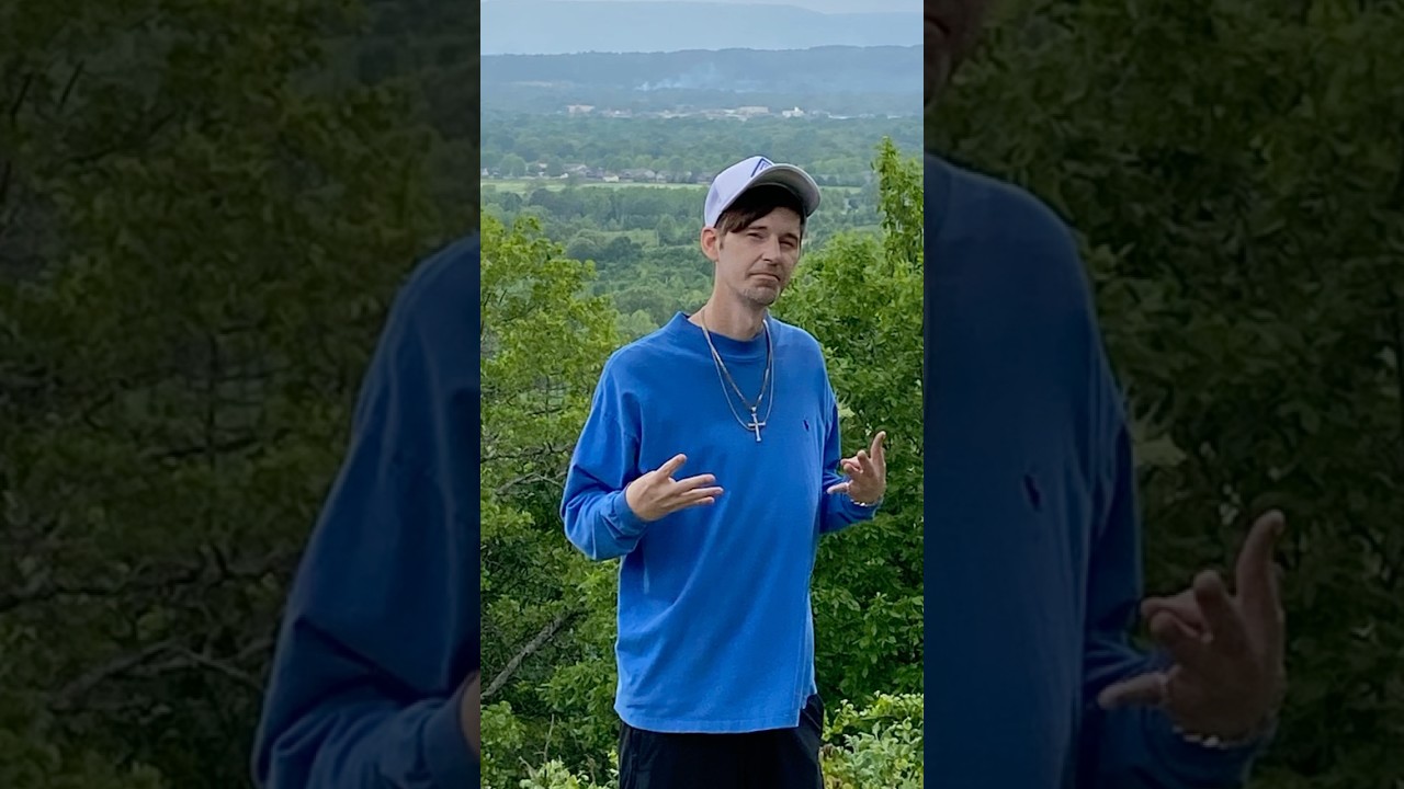Mountain top high #offthewall #southside #beats #music #rap #trap #reels #shorts #arkansas #art #edm auf YouTube ansehen Mountain top high #offthewall #southside #beats #music #rap #trap #reels #shorts #arkansas #art #edm auf YouTube ansehen