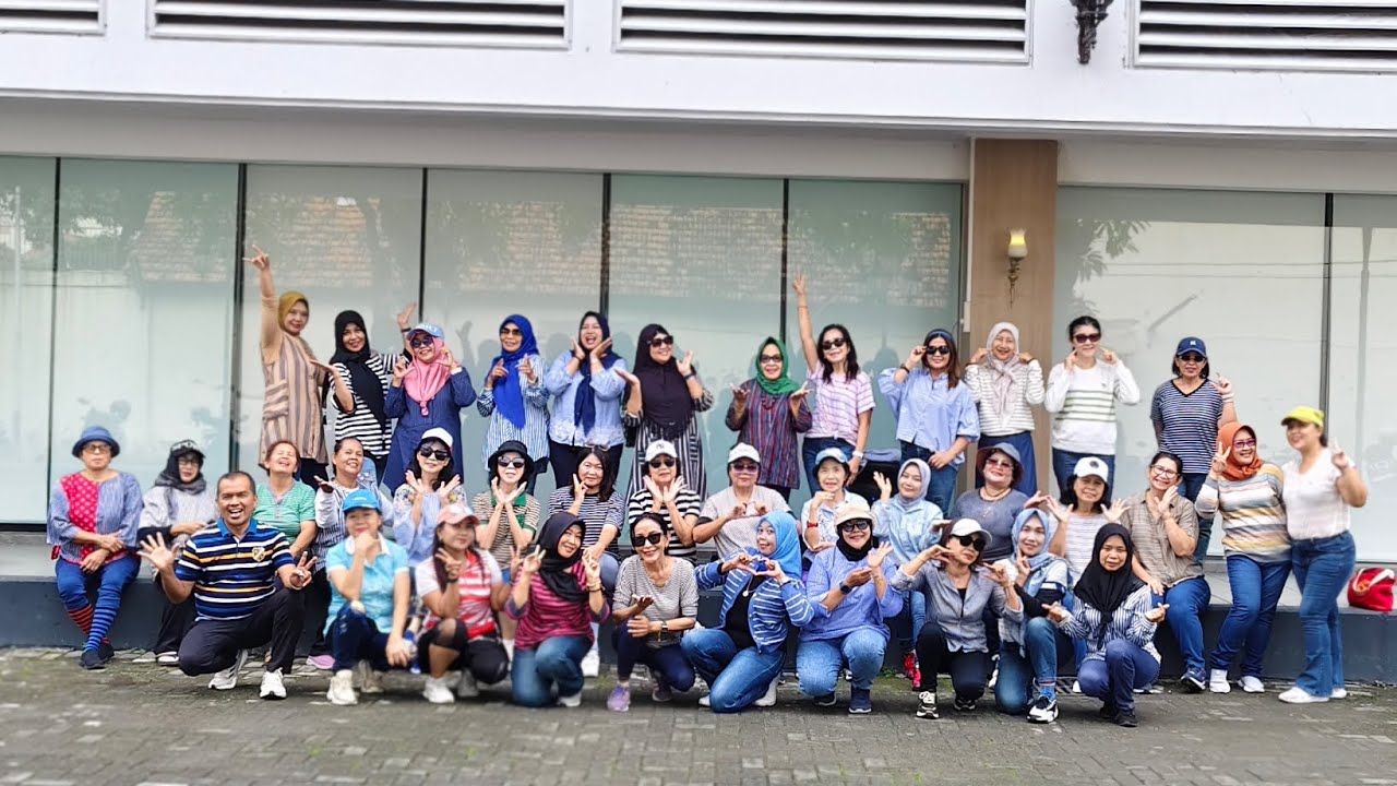 Hot With It Line Dance Choreo #Colin_Ghys (BEL) February 2026 Demo #Diamond_Dance (INA) 