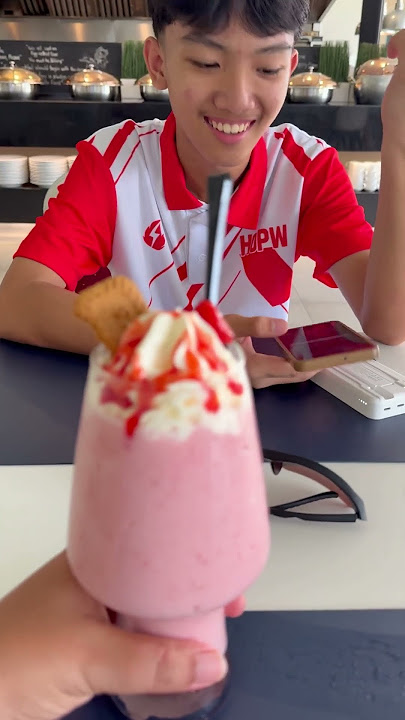 Who wants shake?😋 #foodie #drinks #trending