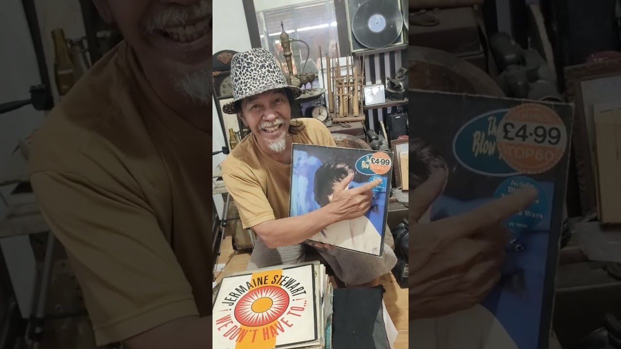 Piringan hitam , LP , Vinil , Record , barbeks...