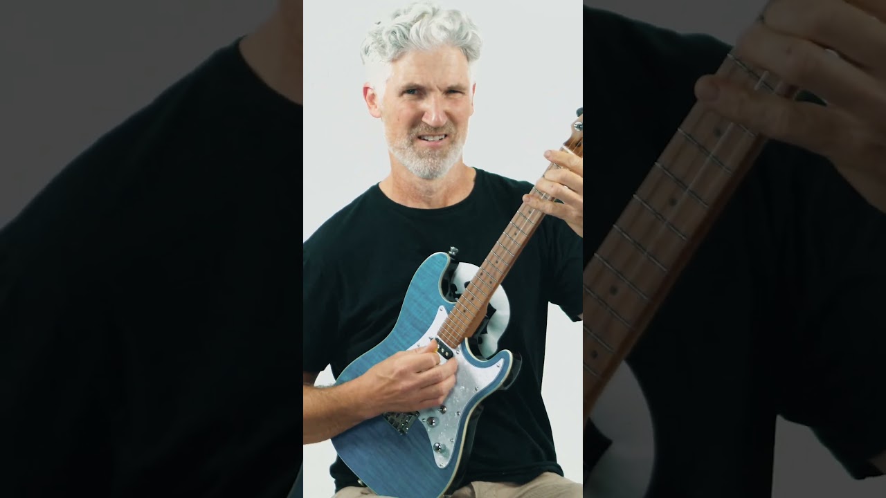 Flight Pathfinder OBL Electric Baritone Ukulele - Terry Carter