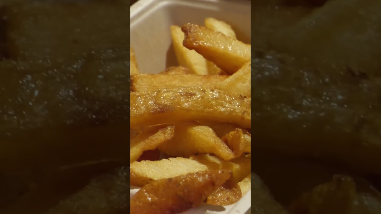 Berlins Best Chicken & Fries🔥#fries #frieslover #streetfood #foodlover #food #chicken #foodie #fyp