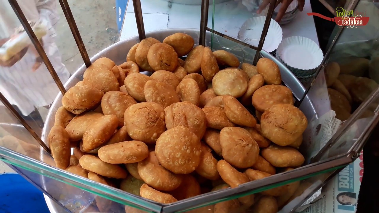 Best Khasta Kachori In Pushkar | Fried Kachori in India | Kadi Kachori Recipe | Indian Street Food - YouTube