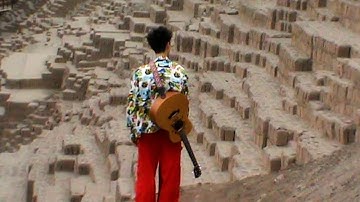 Jacob Collier - Icarus [Official Visualiser]