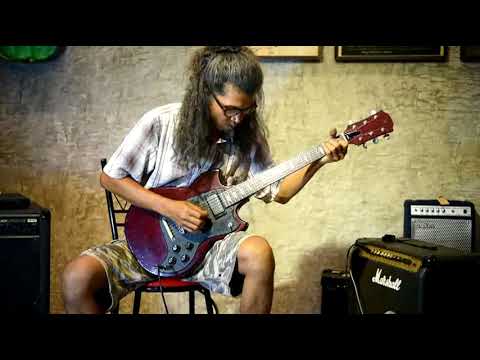 YAMAHA SG35 - YouTube