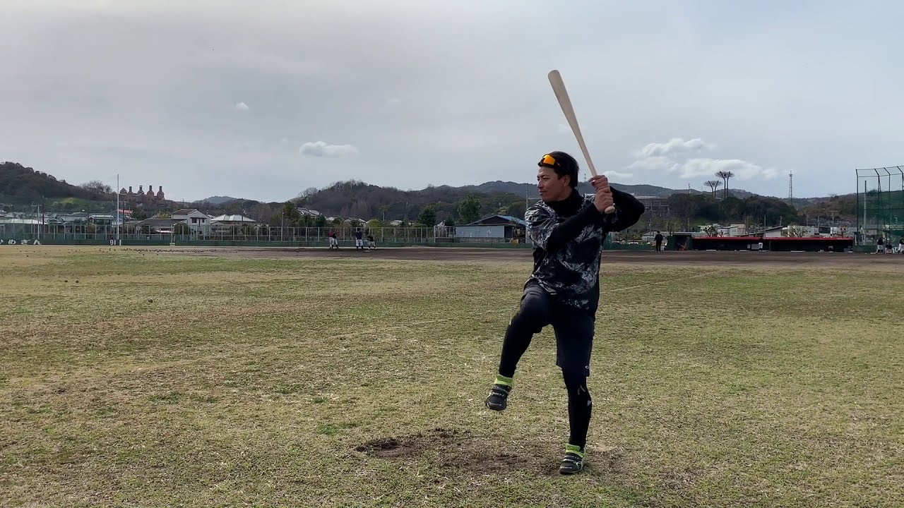 愛媛マンダリンパイレーツ #伊藤隼太 #外野手練習 - YouTube