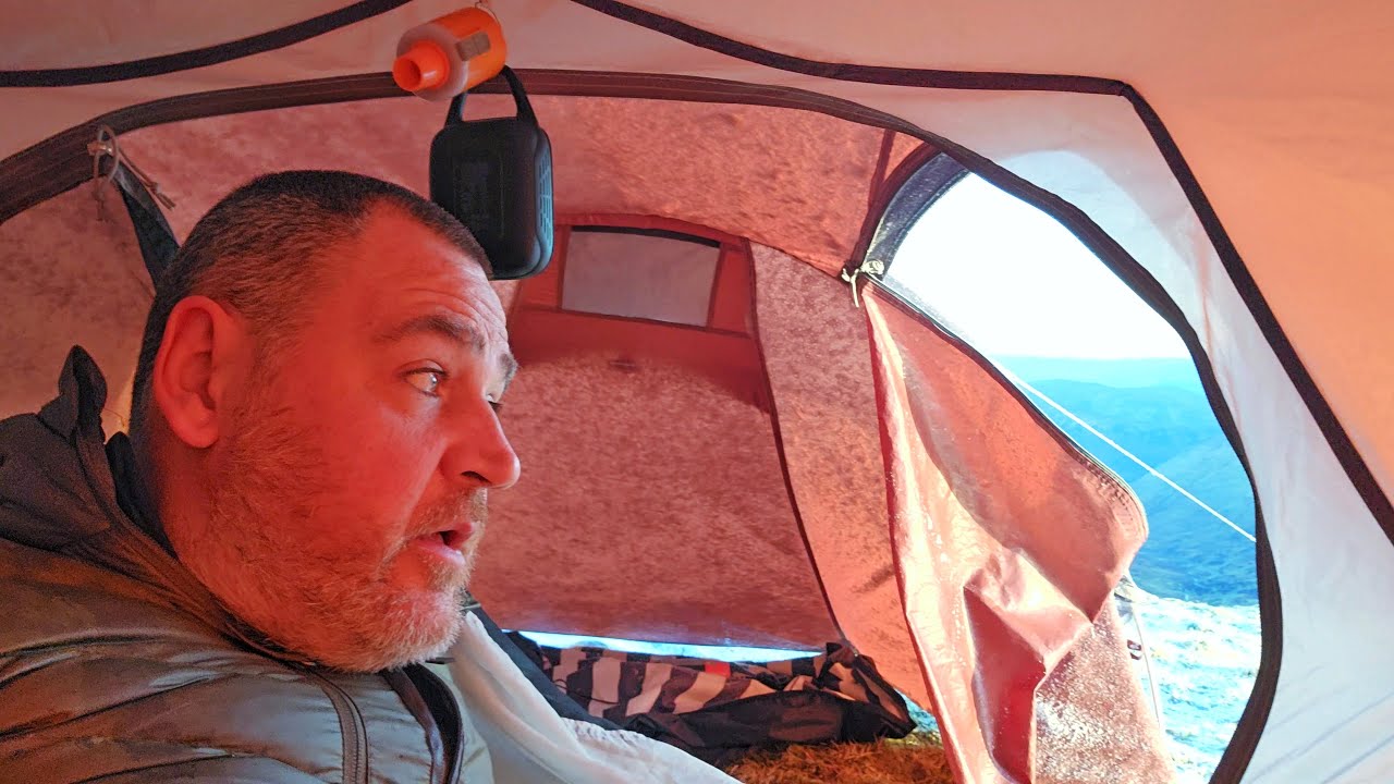 Mountain Wild Camping in the Rain, Snow, and Strong Wind!