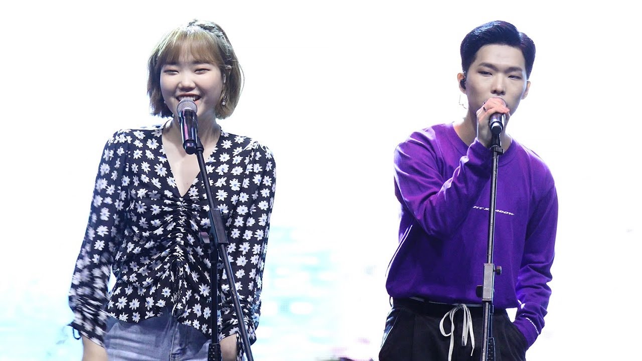 190924 악동뮤지션(AKMU) DINOSAUR + HOW PEOPLE MOVE (다이노소어+사움직) [안양대학교 축제] 4K 직캠 by 비몽