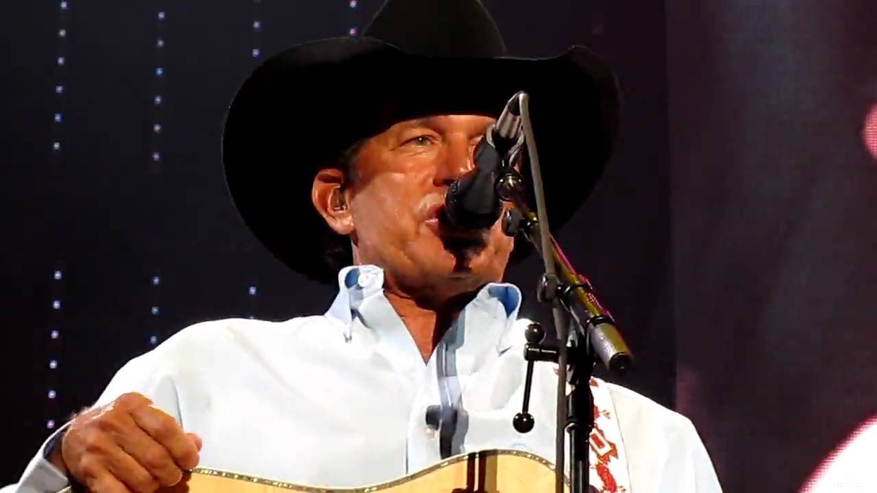 George Strait; From the Alamodome: I Gotta Get to You - YouTube