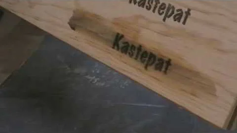 Comment imprimer des lettres sur du bois ?