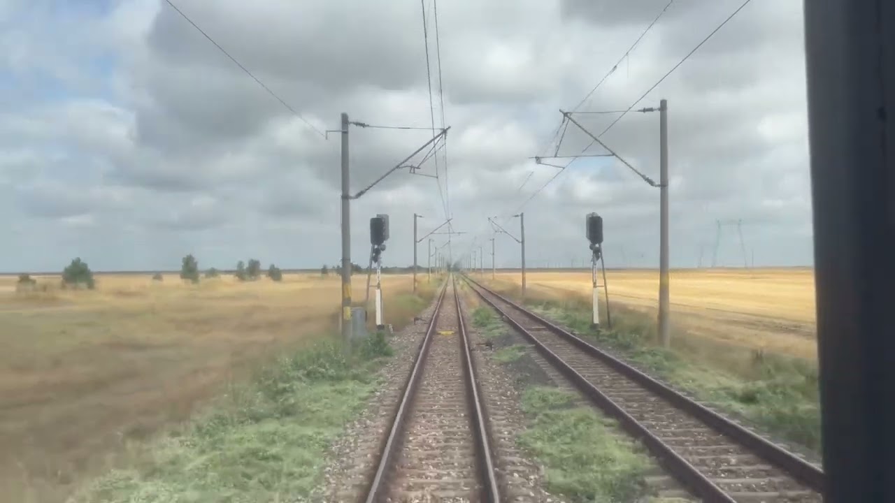 Backview între stațiile Movila şi Cernavodă Pod cu trenul R8201