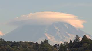 11 Sep 2021 Mt Rainier Cap Cloud 1 HD 1080p 11 Sep 2021 Mt Rainier Cap Cloud 1 HD 1080p