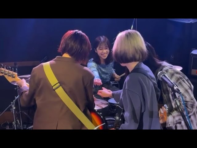 アップルパイ - YouTube