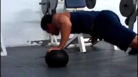 1 Arm Exploding Plyo Push Up By Tuan Tran
