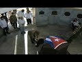 RAÚL CASTRO COMANDA CERIMÔNIA EM HOMENAGEM A FIDEL.