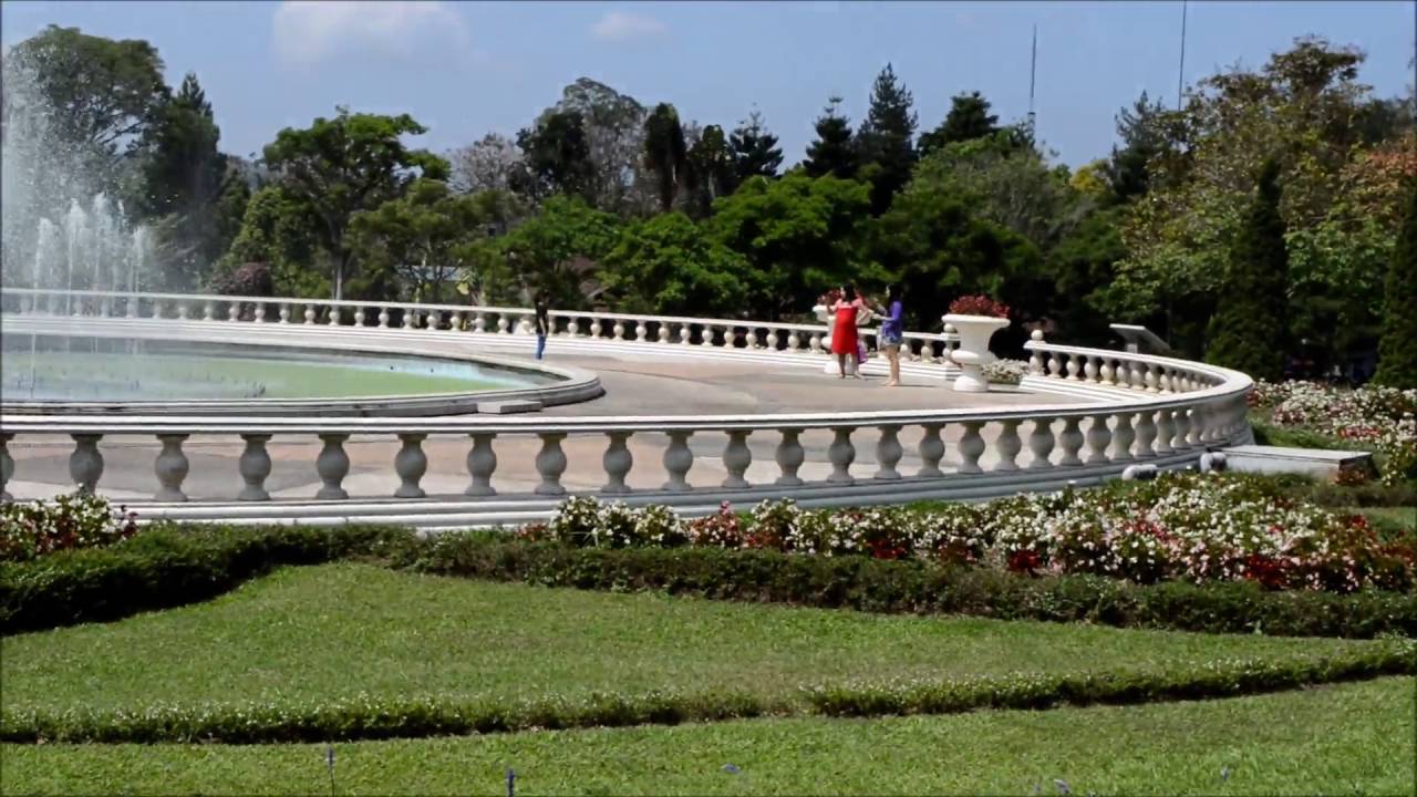  Taman  Bunga  Nusantara  YouTube