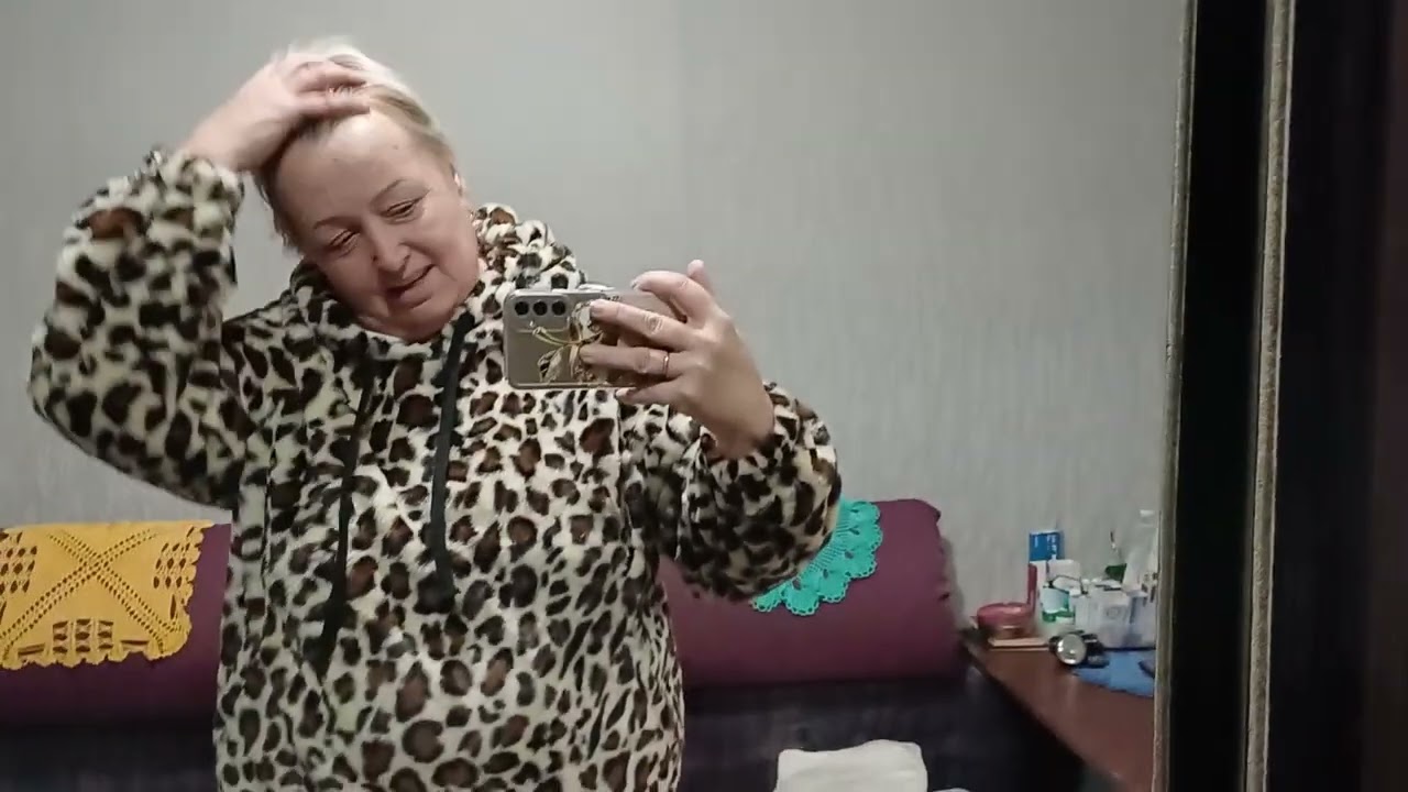 СТОЯТЬ-БОЯТЬСЯ..Я ВЗЯЛА ЩО ХОТІЛА..