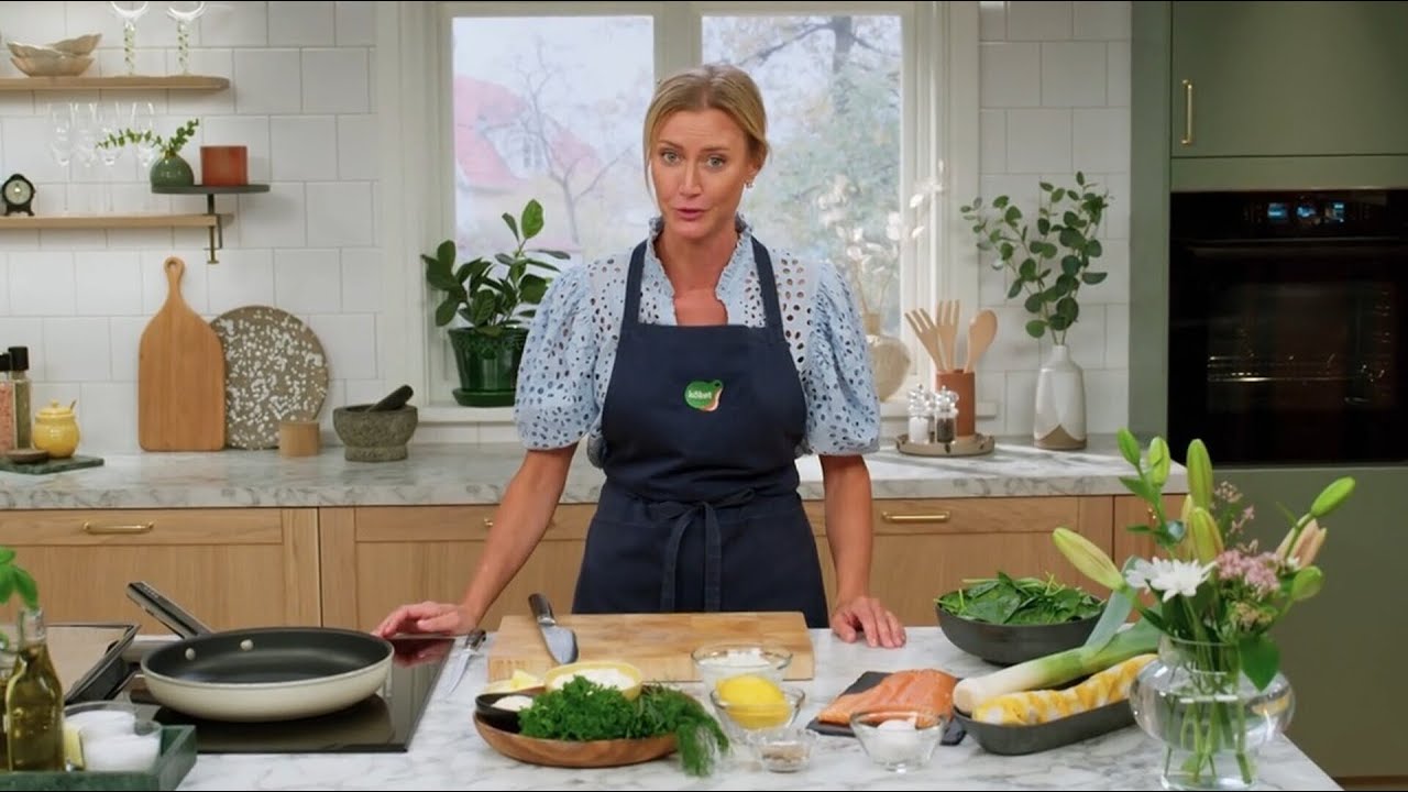 Smördegsinbakad lax med färskost och spenat - Köket