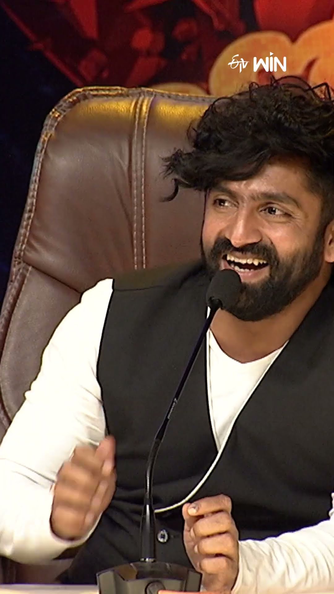 #shorts - సుధీర్ బిల్డప్ చూసి ముఖం తిప్పేసుకున్న రష్మీ..! #dheejodi #sudheer #rashmi