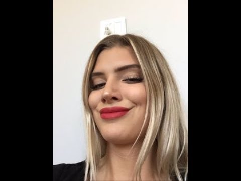 It's EveryNight Sis But Everytime Alissa Moans One Of Her Vines Plays