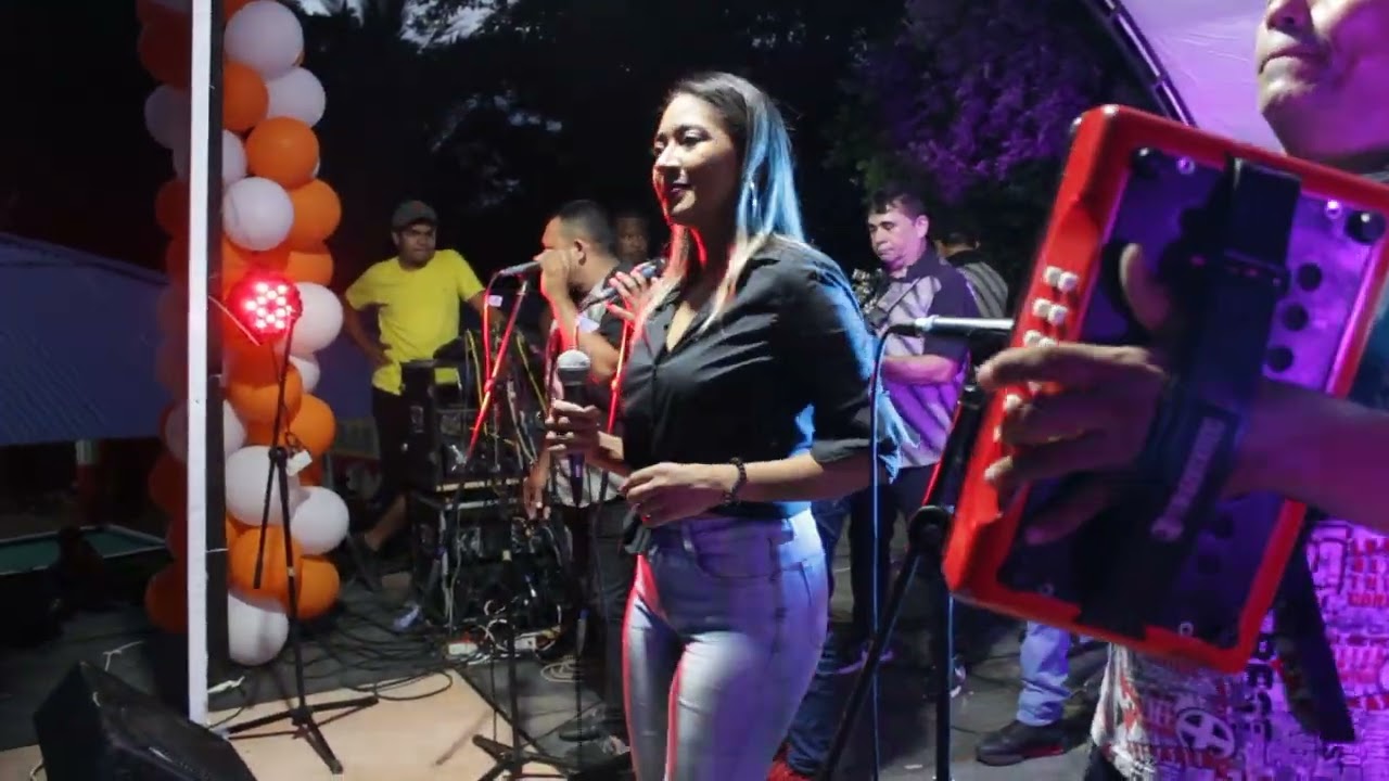 La chiquilera Luisa Durán - Nieta del Pollo Caucano