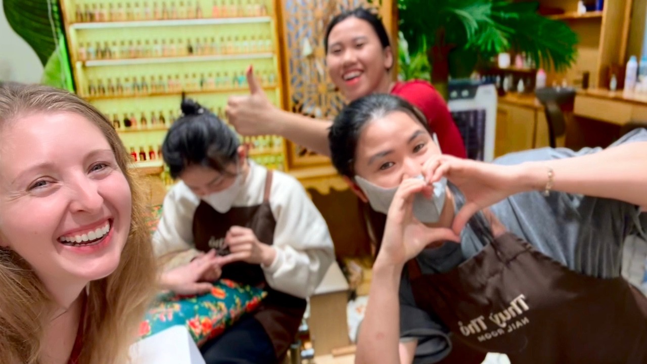 The inspiring story of a Vietnamese girl - My daily life in Da Nang