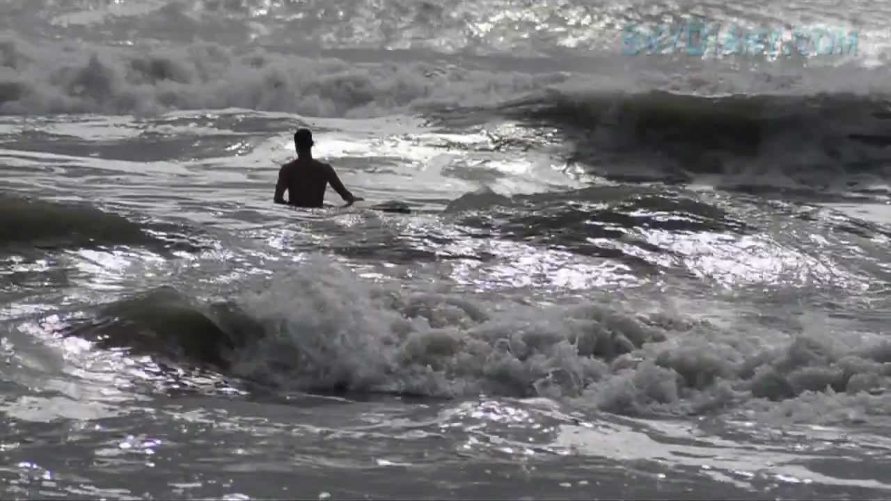 Hurricane Irene, big waves, Cocoa Beach, Florida, 26 August 2011 YouTube