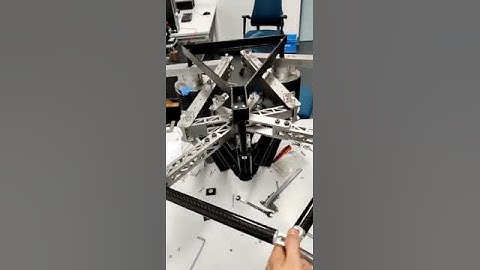 Super-B: Mobility Demo of the new high-speed Dynamically Balanced 2-DoF Robot Manipulator - 2022