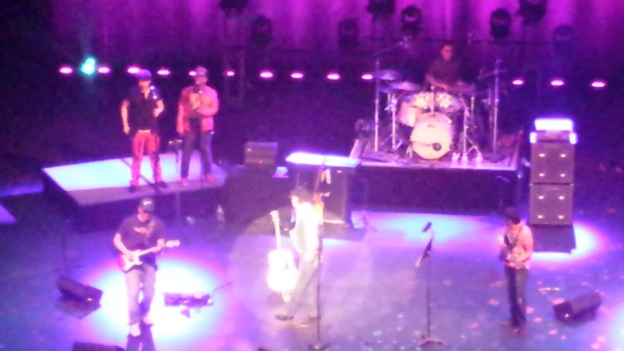 Pehli Baar Mohabbat ki hai - Mohit Chauhan LIVE Performance Pehli Baar Mohabbat ki hai - Mohit Chauhan LIVE Performance