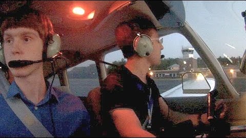 Piper Warrior Best Air Traffic Controllers Ever! - ATC Audio codes on request flight following