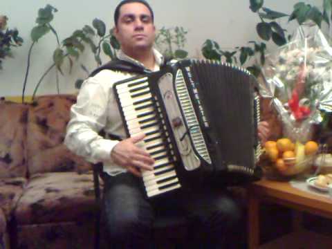 hora miscata acordeon