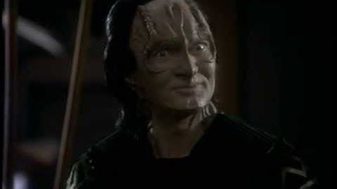 Star Trek DS9 - Episode 218 - Elim Garak is no simple tailor...
