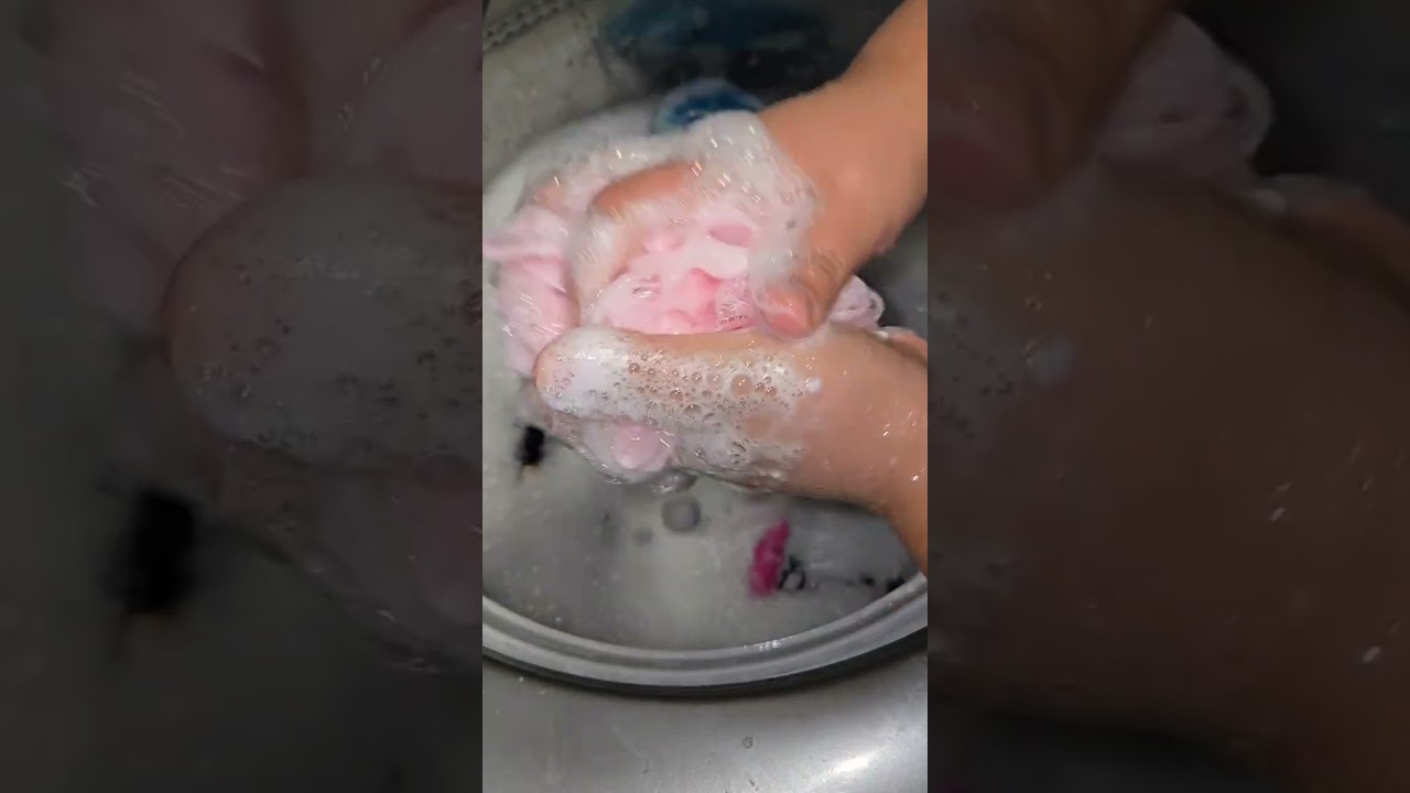 Zote foam and cleaning my bowl. Definitely worth the watch. #oddlysatisfying #fyp #zote #laundry 