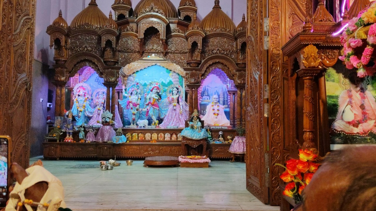 সবাই মিলে নবদ্বীপে ৩৫ ফুট শিব দেখতে গেলাম 😍