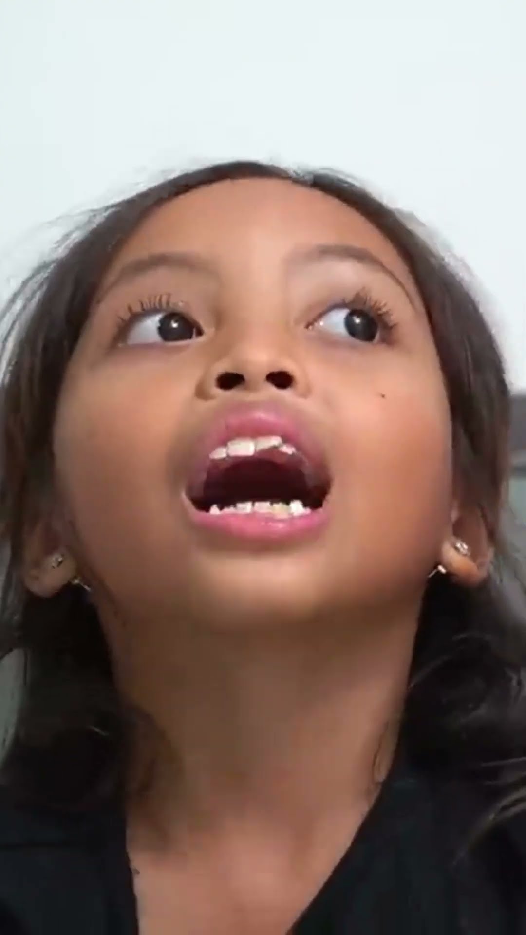 MAKNA LAGU SAHABAT MENURUT LEIKA, MAKNANYA DALEM BANGET BIKIN NANGIS #leika #shorts