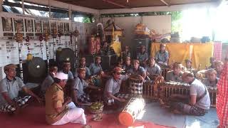 Download Lagu TABUH GONG ANGKLUNG DARI SKEHA GONG MUDA DHARMA KERTI DESA SUDAJI MP3