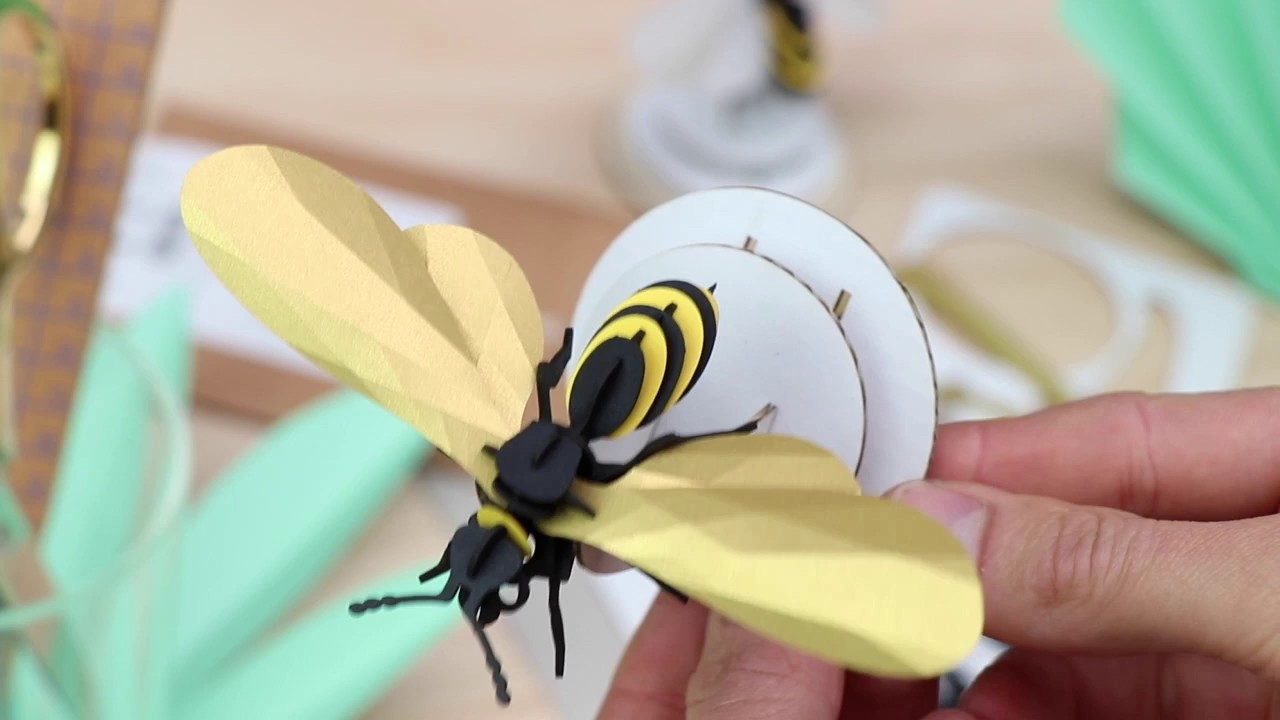 how to make a perfect paper wasp