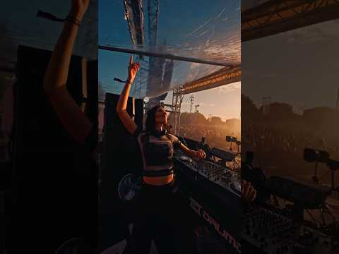 30 years of drumcode 😍 celebrating with a beautiful sunset 🥹🌅 thank youuuu