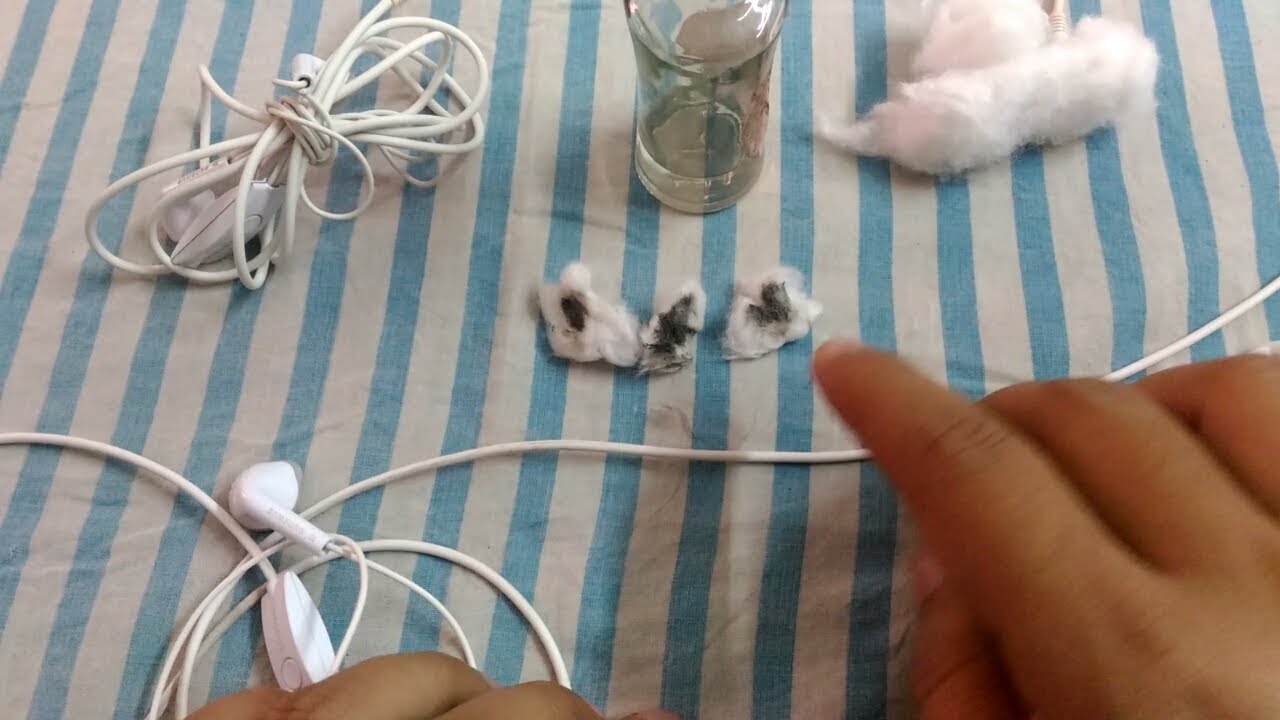 How to clean Headphones or Earphones ( and make it brand new ) - YouTube