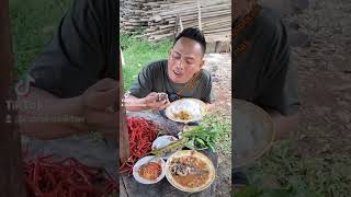 Bikin Napsu Bikin Baper. Makan Ma Pecak Ikan Mas . Dan Pete Bakar