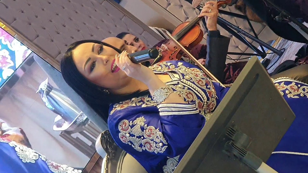 الفنانة فاطمة الزهراء البراق #طنجة#المغرب#🇲🇦🇲🇦