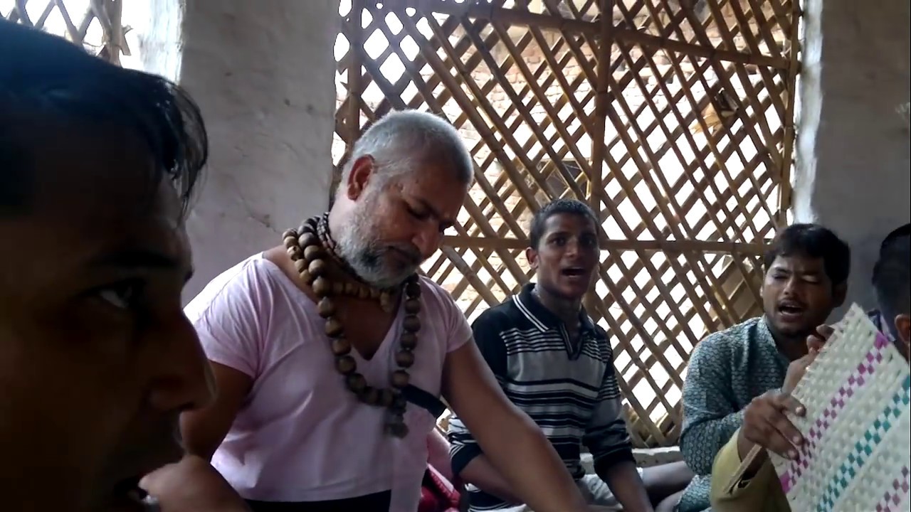 #PagalBaba #Bhajan
SHYAMA PYARI KUNJ BIHARI || SHRI BABA RASIKA JI PAGAL MAHARAJ || VARINDAVAN LIVE