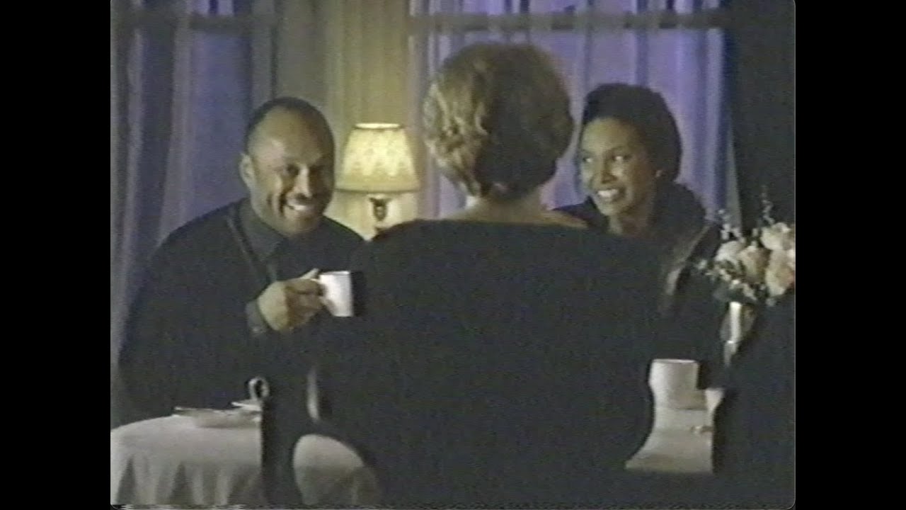 90s coffee commercial - 1995 Maxwell House flavored - YouTube