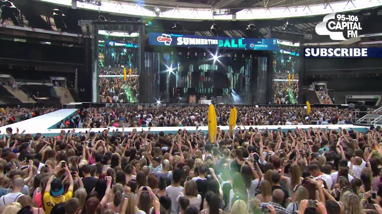 5 Seconds Of Summer   She Looks So Perfect on Summertime Ball 2014