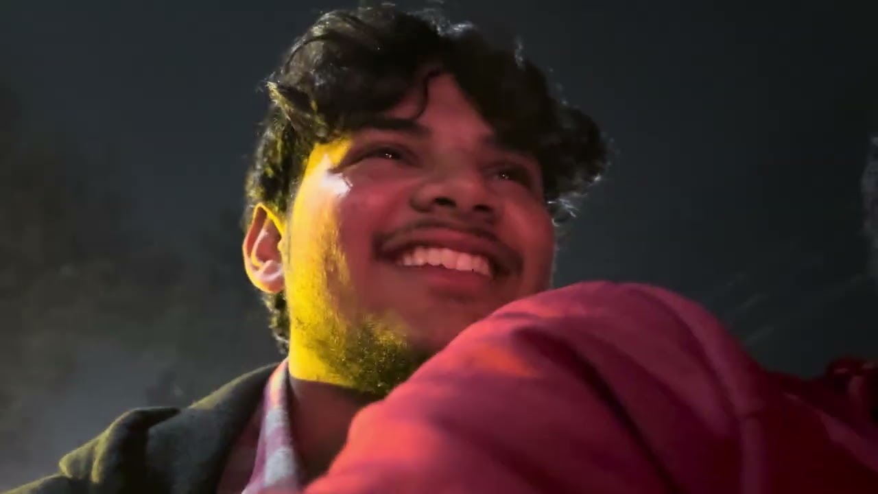 Aaj ak ladhke ki bahut moj li 😂😂